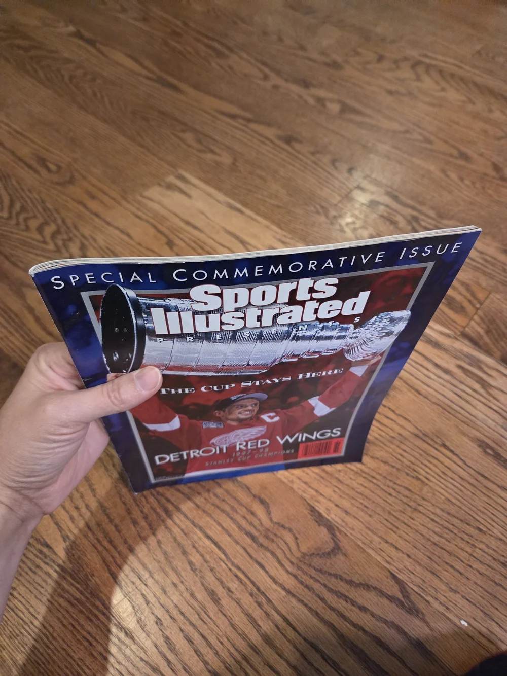 NHL - Sports Illustrated Special Commemorative Issue - Detroit Red Wings 1997-98
